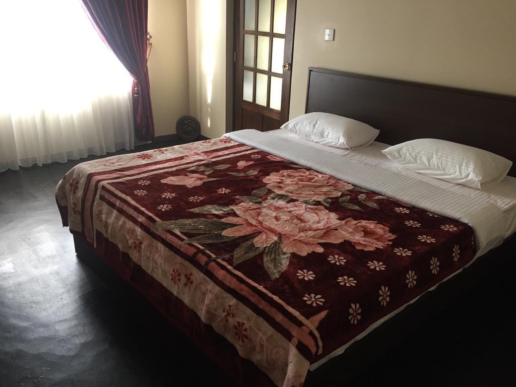 Perera Homestay Nuwara Eliya Exterior photo